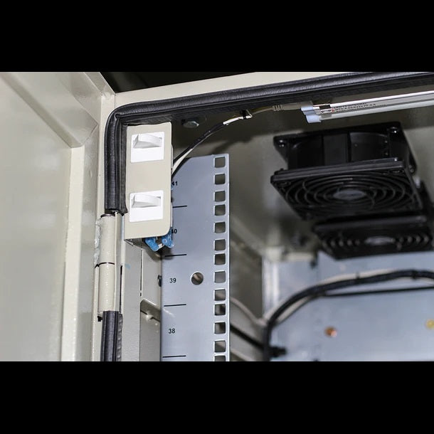 Gabinete para Exteriores de 41U Montaje en Piso