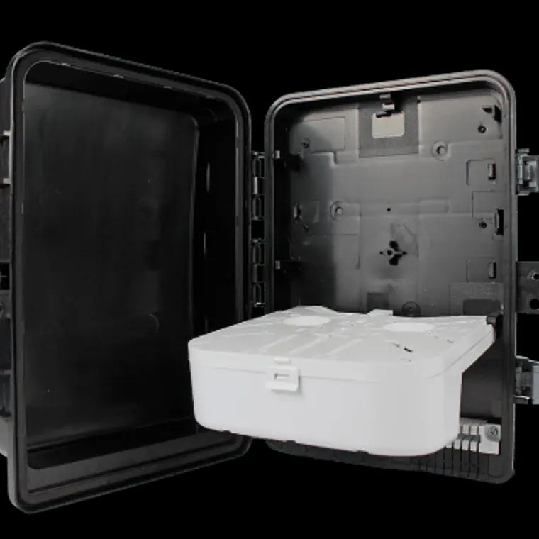 Caja NAP ESTANDAR para poste de 16 puertos con conectores SC/APC | IP65